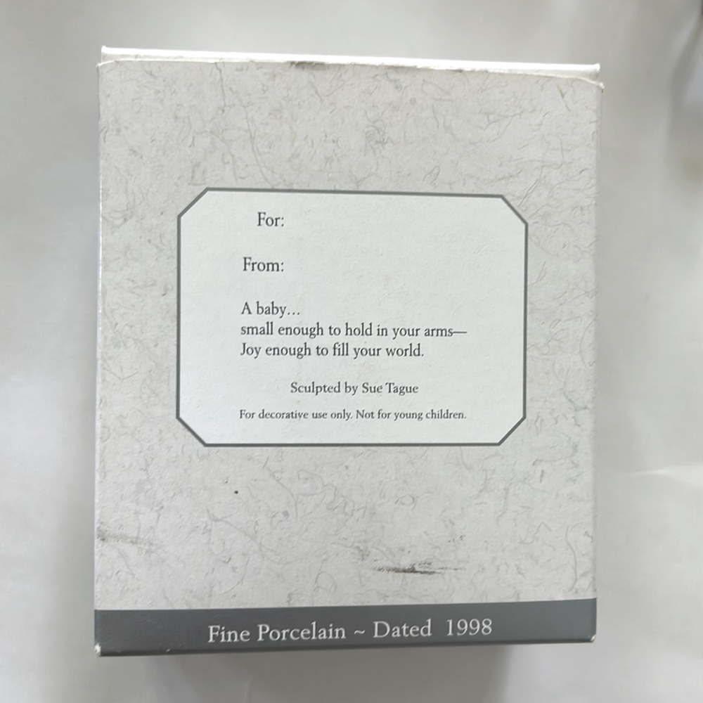 Hallmark Keepsake Ornament World of Wishes Precious Baby - Picture 7 of 8